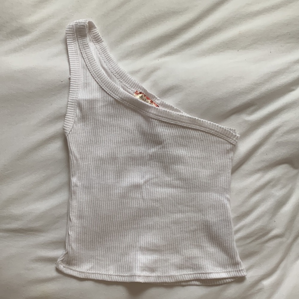 Asymmetrical Cropped Ribbed Tank Top - Picture 4 of 6